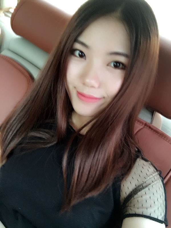 盛开的花朵的第二张照片--哈尔滨相亲服务中心