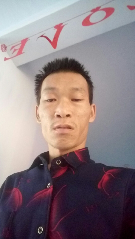 向阳的第一张照片--哈尔滨相亲服务中心