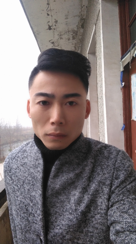 谁伴我闯荡的第一张照片--哈尔滨相亲服务中心