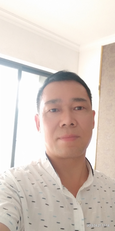 朝望大海的第一张照片--哈尔滨相亲服务中心