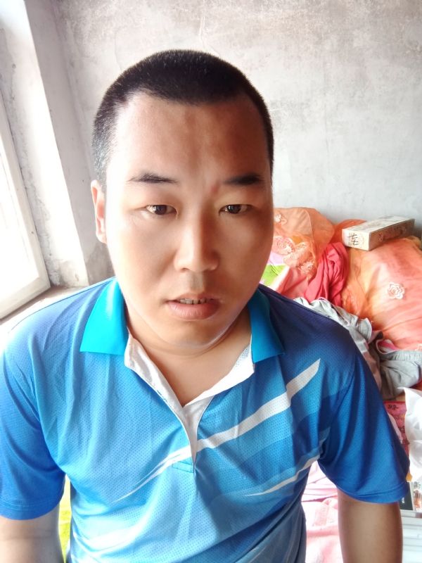 灰太狼的第一张照片--哈尔滨相亲服务中心