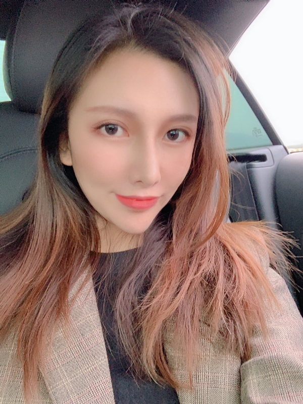 李岚Lancy的第一张照片--哈尔滨相亲服务中心