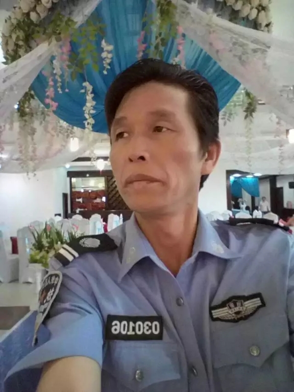 卧窗听雨的第二张照片--哈尔滨相亲服务中心