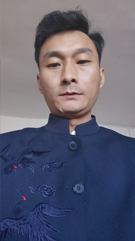 逆袭的小老鼠～龙long的第一张照片--哈尔滨相亲服务中心