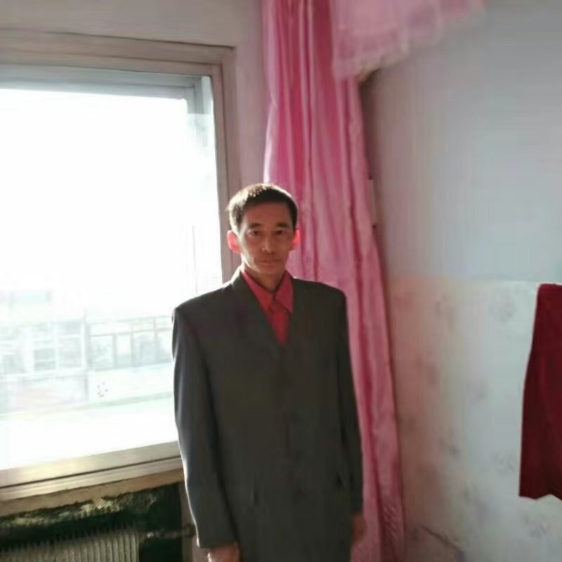 阳光明媚的第一张照片--哈尔滨相亲服务中心