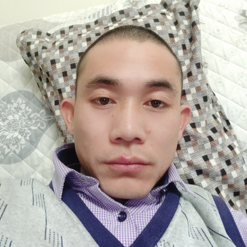 龙飞的第一张照片--哈尔滨相亲服务中心