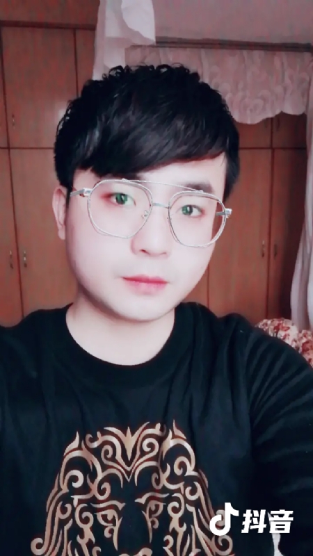 哎呦哥哥的第二张照片--哈尔滨相亲服务中心