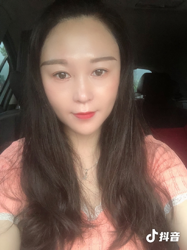 云云的第一张照片--哈尔滨相亲服务中心