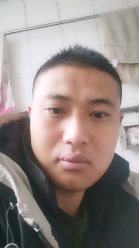 烟花再美不过瞬间的第一张照片--哈尔滨相亲服务中心