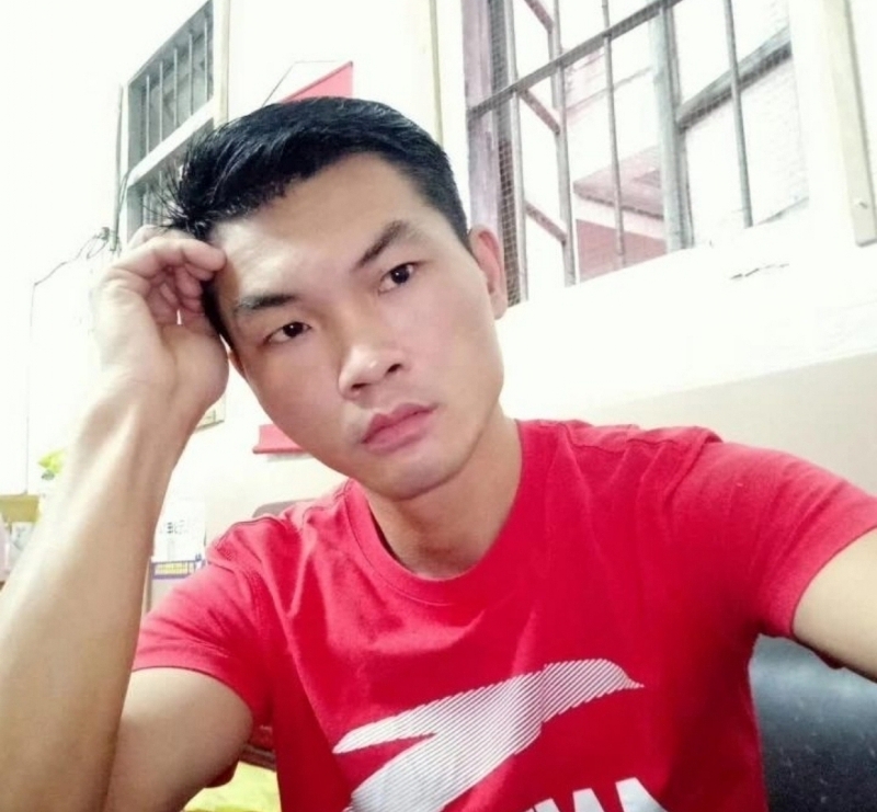 英俊的台灯的第一张照片--哈尔滨相亲服务中心
