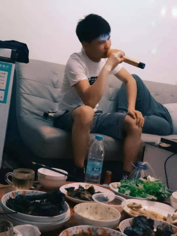 秦成龙的第一张照片--哈尔滨相亲服务中心