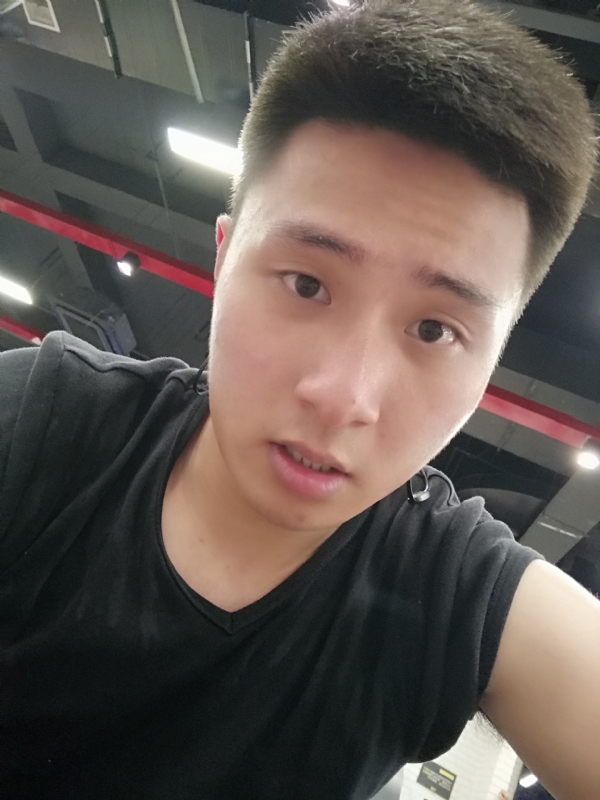 江南的雨的第一张照片--哈尔滨相亲服务中心