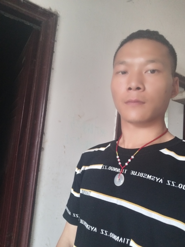 爱，请深爱的第一张照片--哈尔滨相亲服务中心