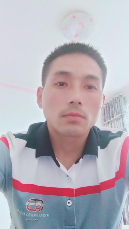 染红尘世的第二张照片--哈尔滨相亲服务中心