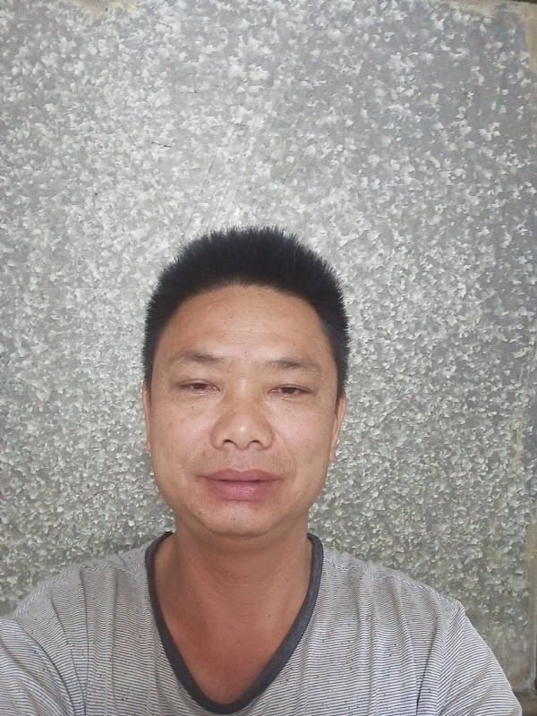 白茫茫的第一张照片--哈尔滨相亲服务中心