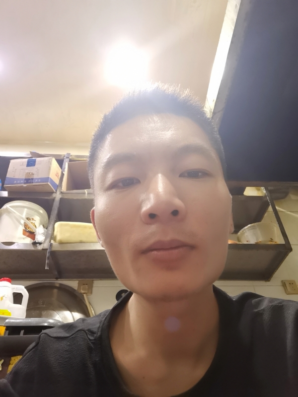 邹先生的第二张照片--哈尔滨相亲服务中心