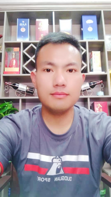 钱乾的第一张照片--哈尔滨相亲服务中心