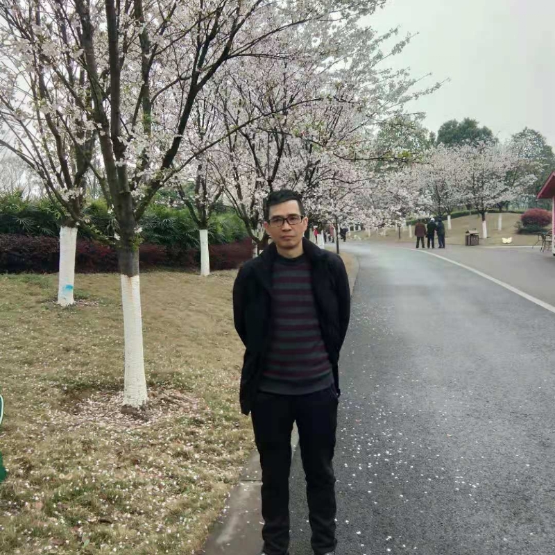 痴心爱人的第一张照片--哈尔滨相亲服务中心