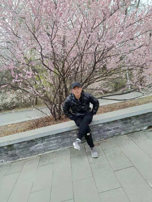寻找幸福的第一张照片--哈尔滨相亲服务中心