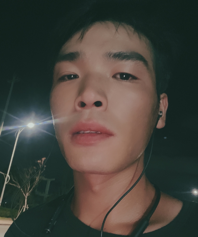 满船清梦压星河的第一张照片--哈尔滨相亲服务中心