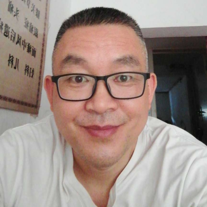 你好美女在吗的第一张照片--哈尔滨相亲服务中心