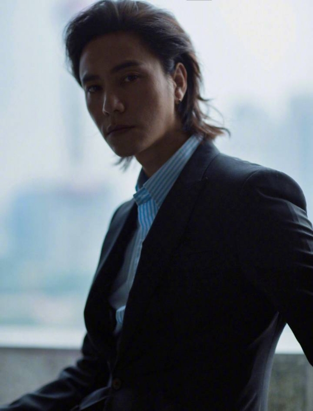 李嘉廷的第三张照片--哈尔滨相亲服务中心