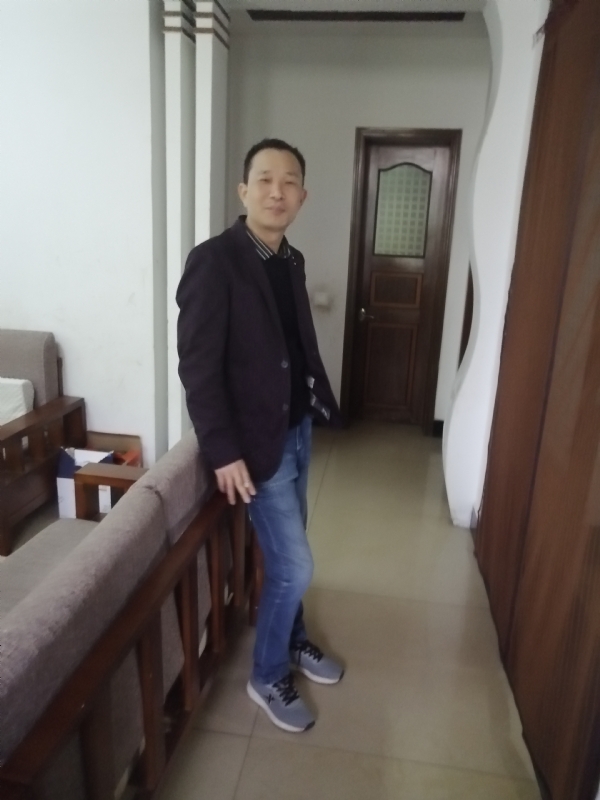 相亲相爱的第一张照片--哈尔滨相亲服务中心