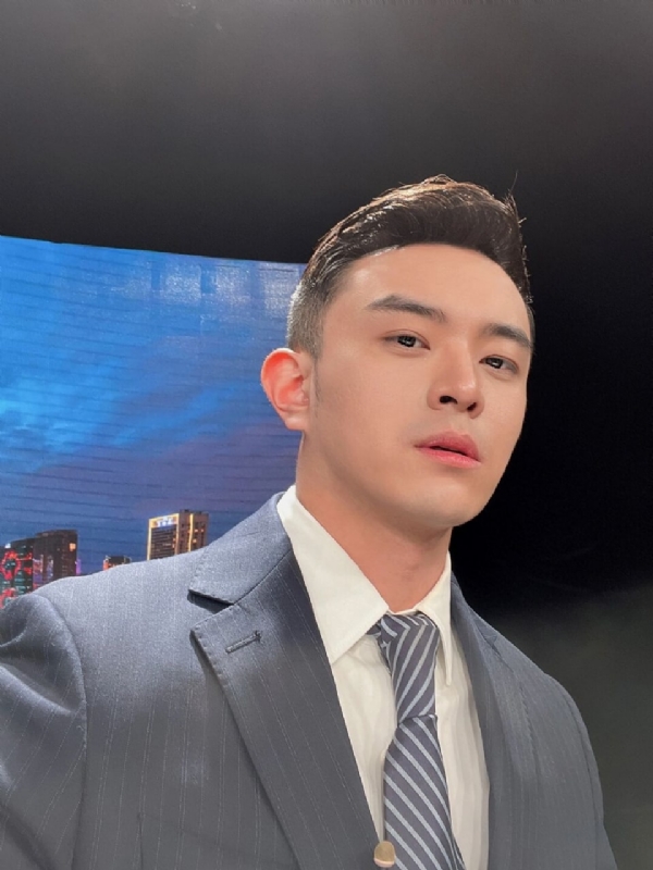 韩哥的第二张照片--哈尔滨相亲服务中心