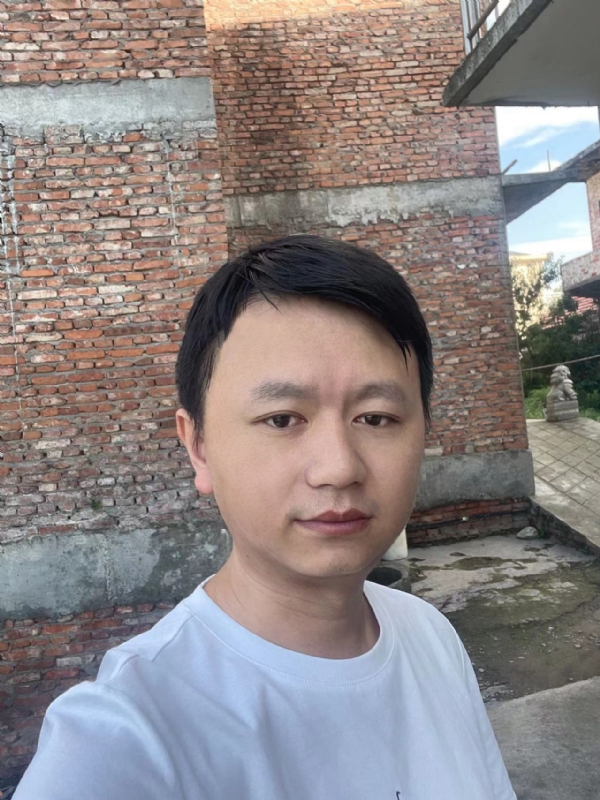 行人的第一张照片--哈尔滨相亲服务中心
