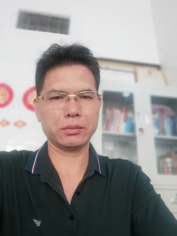 后视镜的第一张照片--哈尔滨相亲服务中心