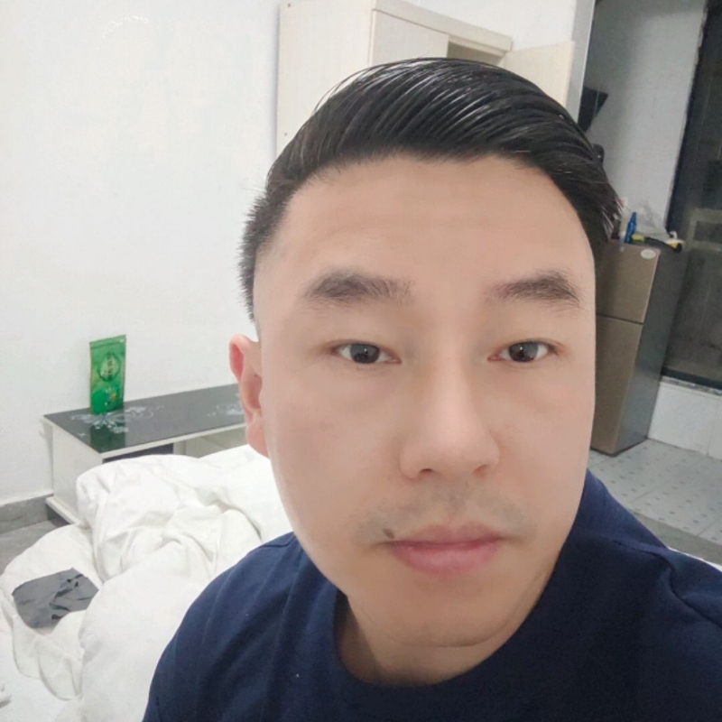 Poluk秦的第一张照片--哈尔滨相亲服务中心