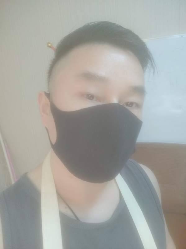 Poluk秦的第二张照片--哈尔滨相亲服务中心
