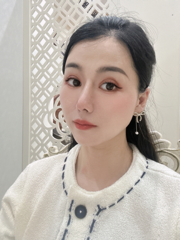金莉的第一张照片--哈尔滨相亲服务中心