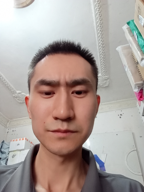 西门吹雪的第一张照片--哈尔滨相亲服务中心