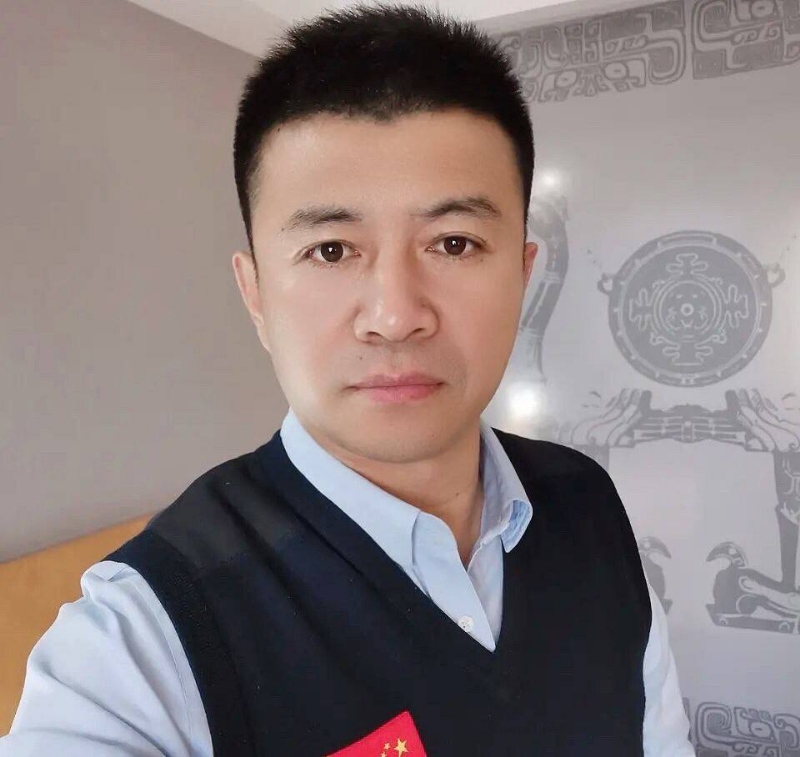 生在红旗下的第二张照片--哈尔滨相亲服务中心